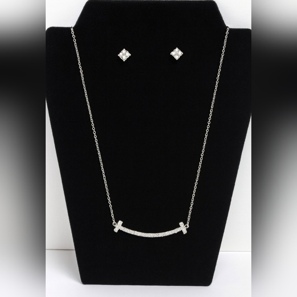 MOISSANITE Sterling Set Silver Necklace & EARRINGS